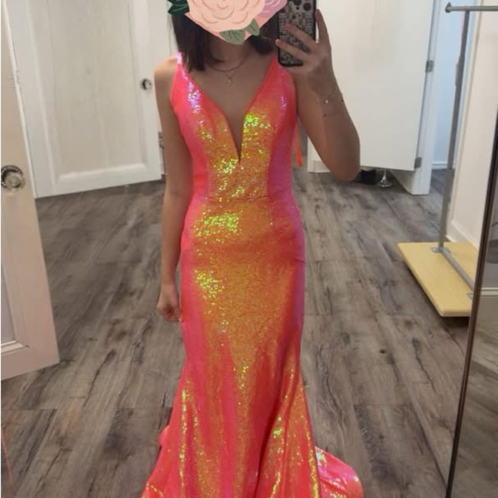 Ashley Lauren Mermaid bodycon size 4 Sequin Prom Dress in Coral Pink - Picture 3 of 5